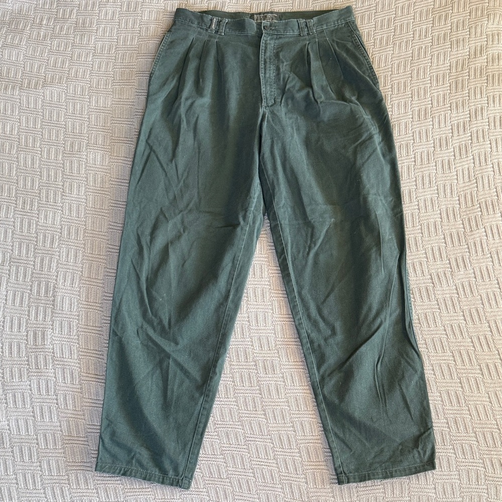 Bugle Boy Olive Green Pleated Chino Pants